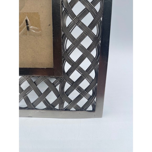 Trellis Metal Frame Antique Pewter Finish -  8"x8" Frame, Fits 3.81"x3.81" Photo - Picture 4 of 15